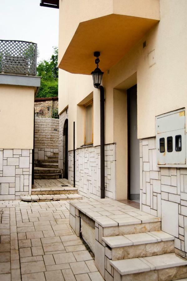 Apartmani Aa Сараево Экстерьер фото